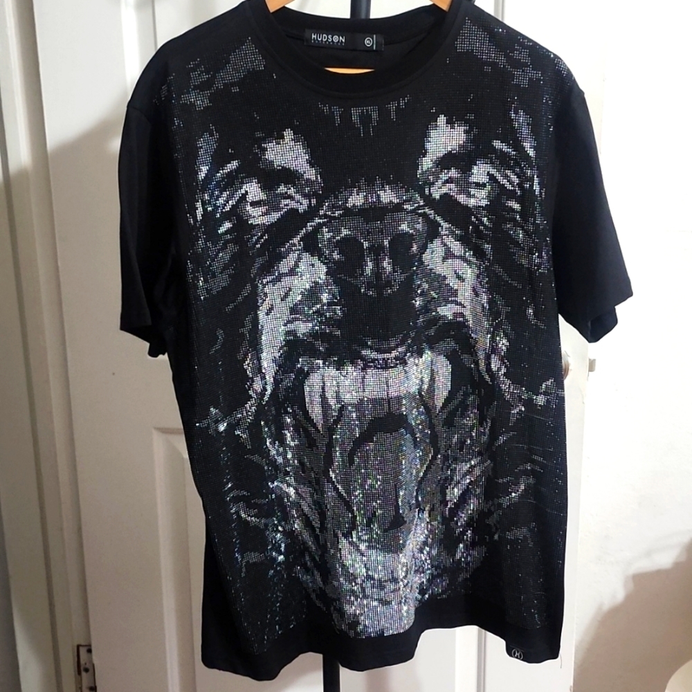 Men High fashion shirt sleeve Tshirt XL